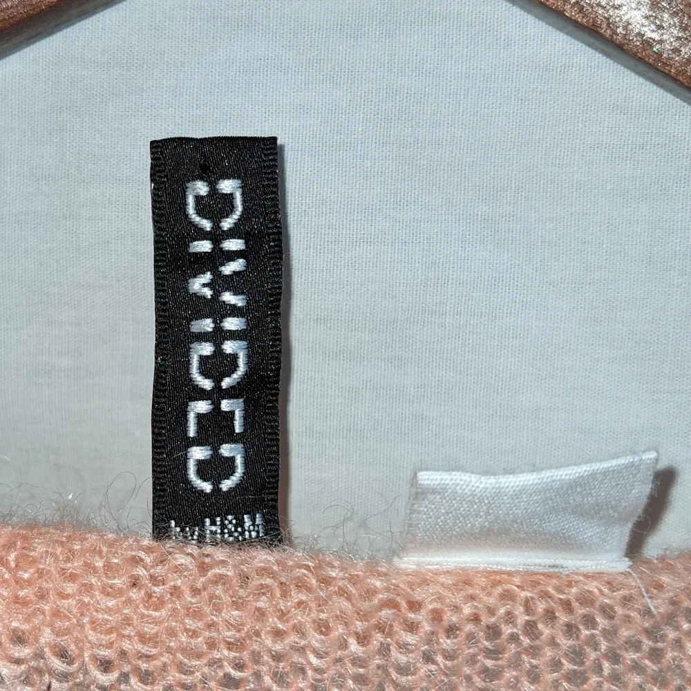 H&M Divided Peach Mohair Blend Open Knit Long Sleeve Sweater Size 6 Small - Picture 3 of 9